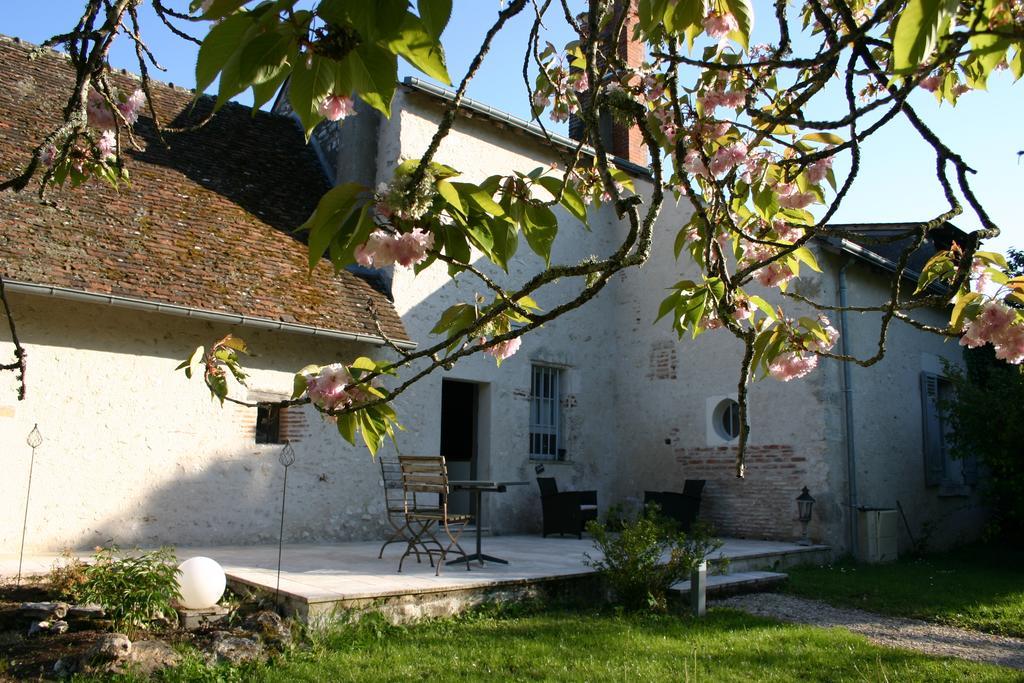 Les Charlotieres Villa Chailles  Exterior photo