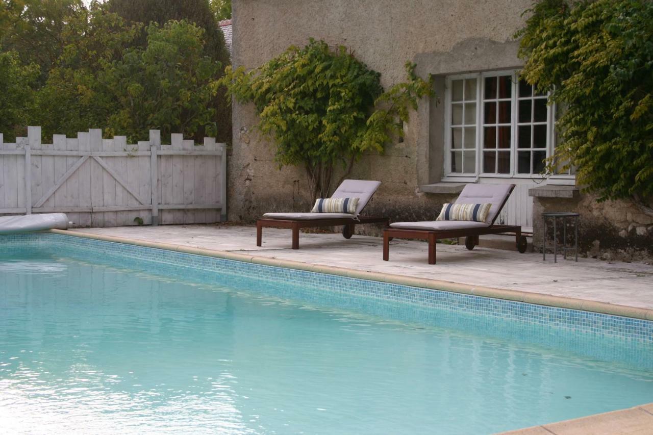 Les Charlotieres Villa Chailles  Exterior photo
