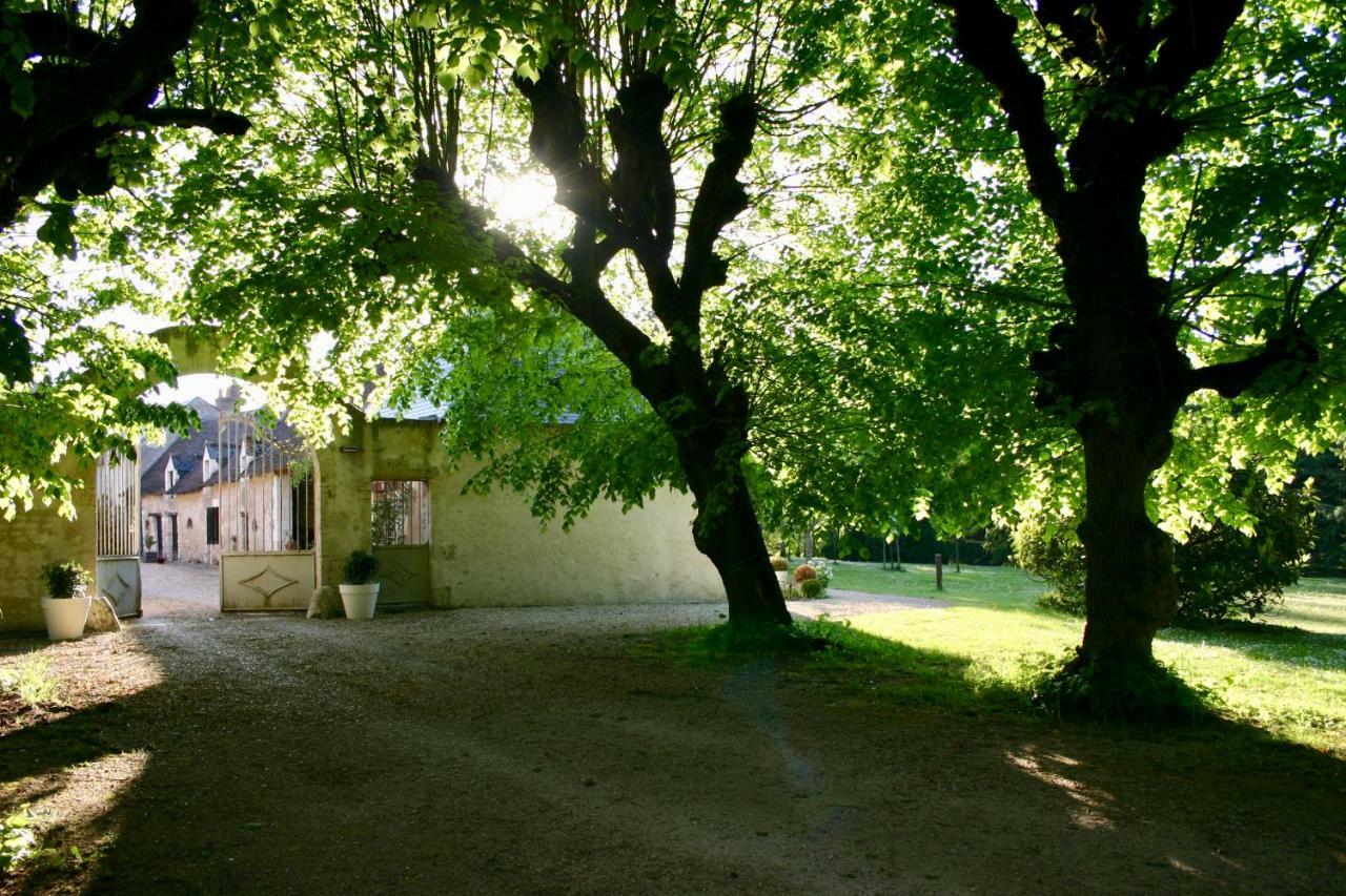 Les Charlotieres Villa Chailles  Exterior photo
